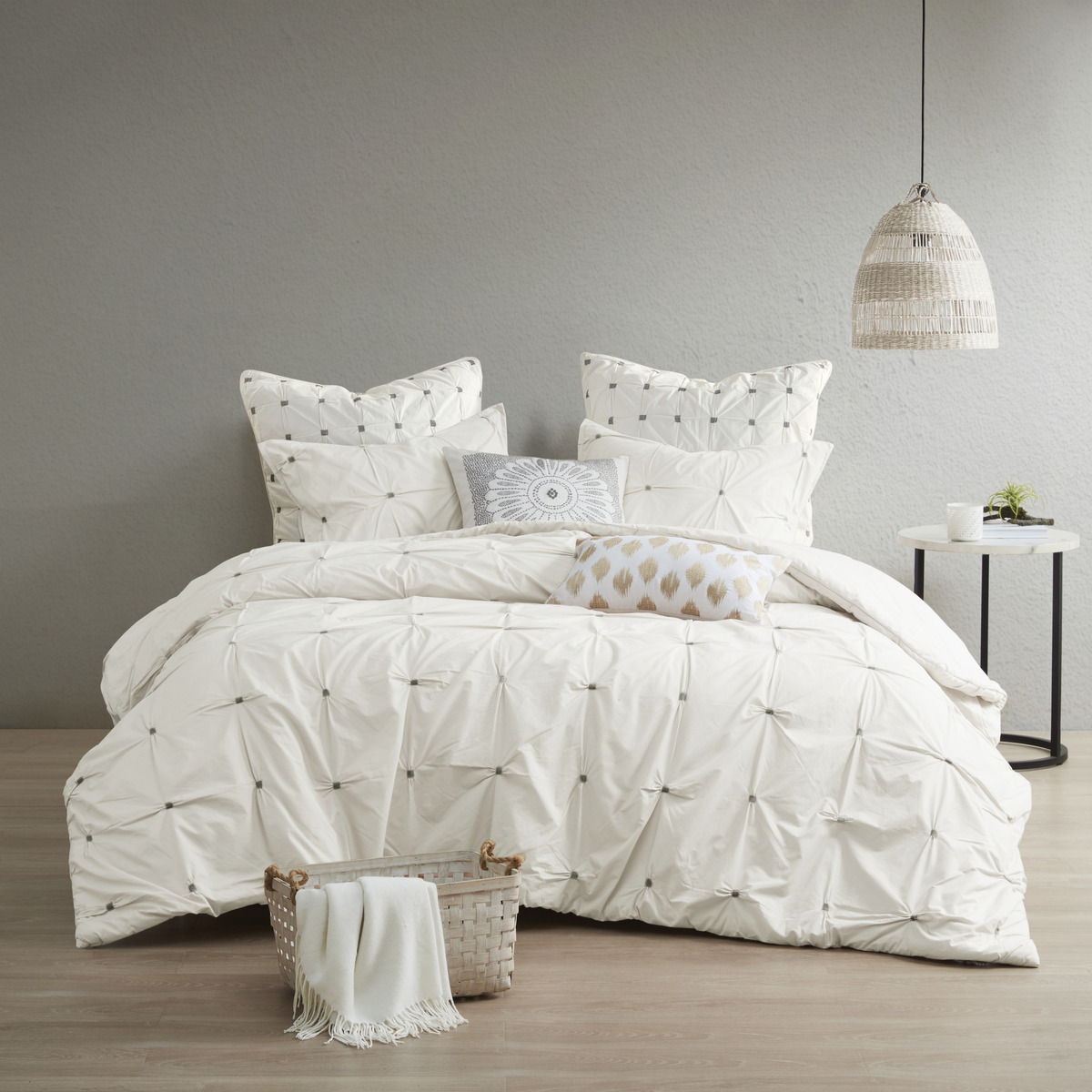 3 Piece Elastic Embroidered Cotton Duvet Cover Set