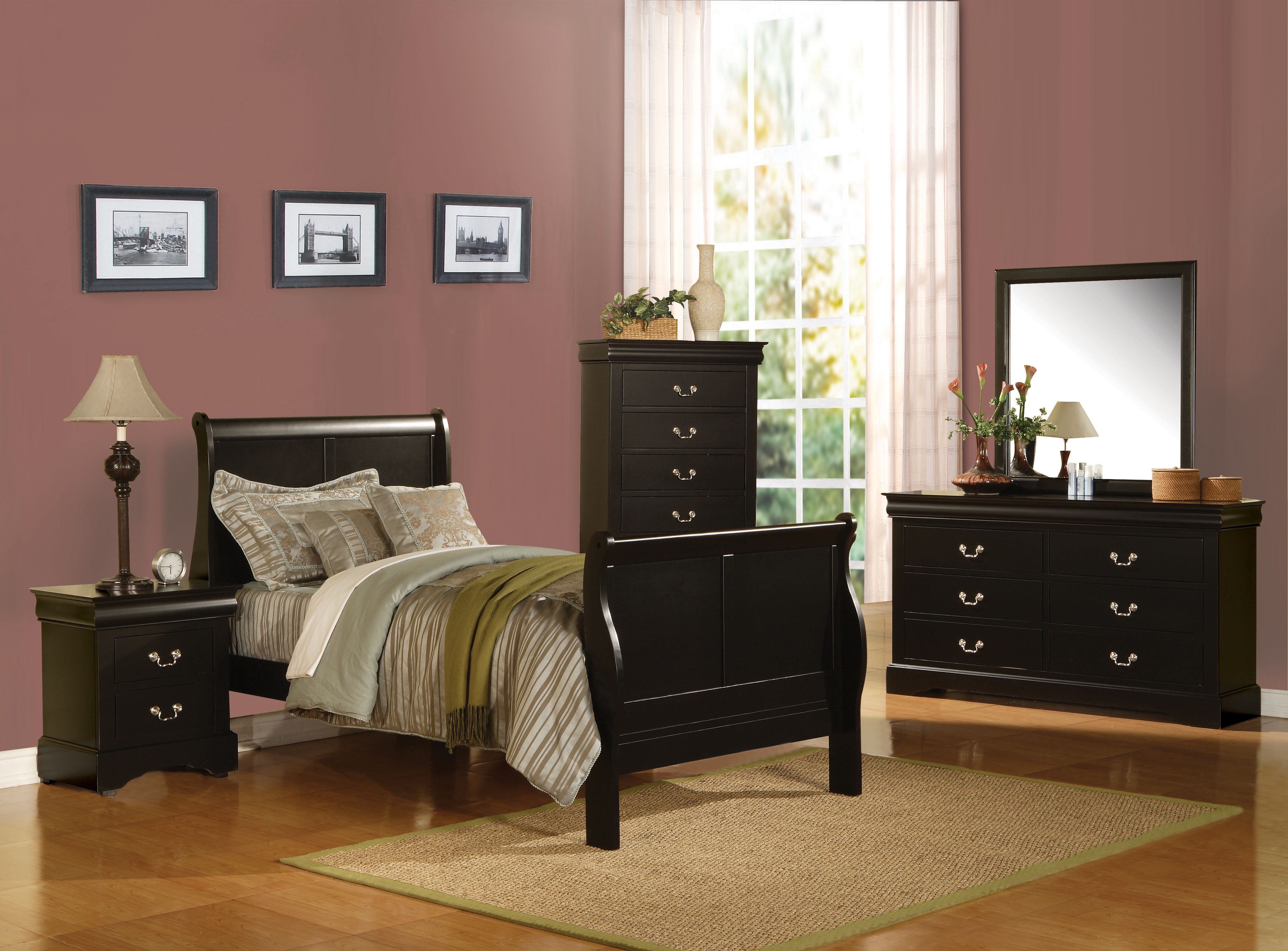 Black 5-Drawer Chest