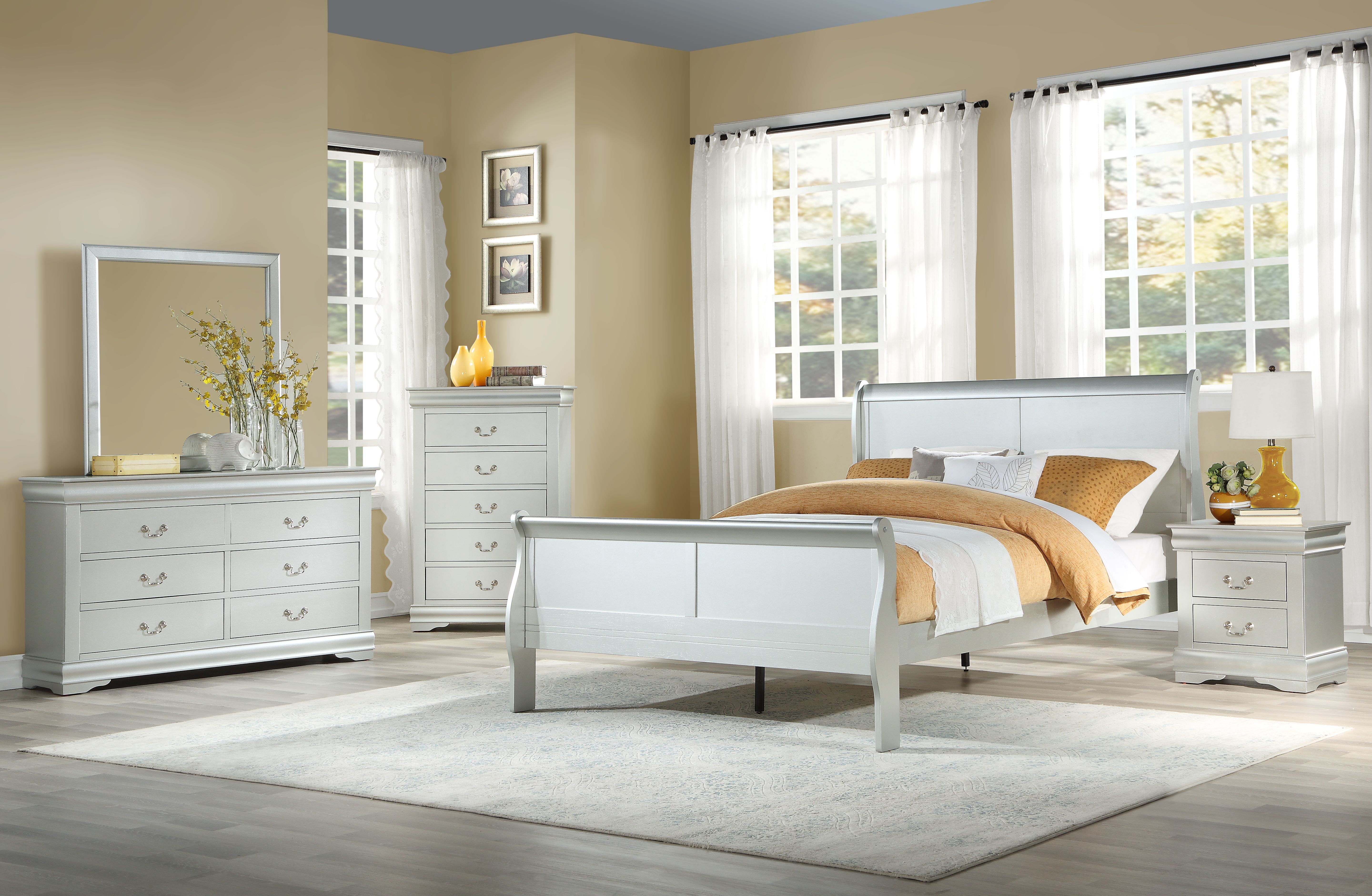 Platinum 5-Drawer Chest with Metal Handles