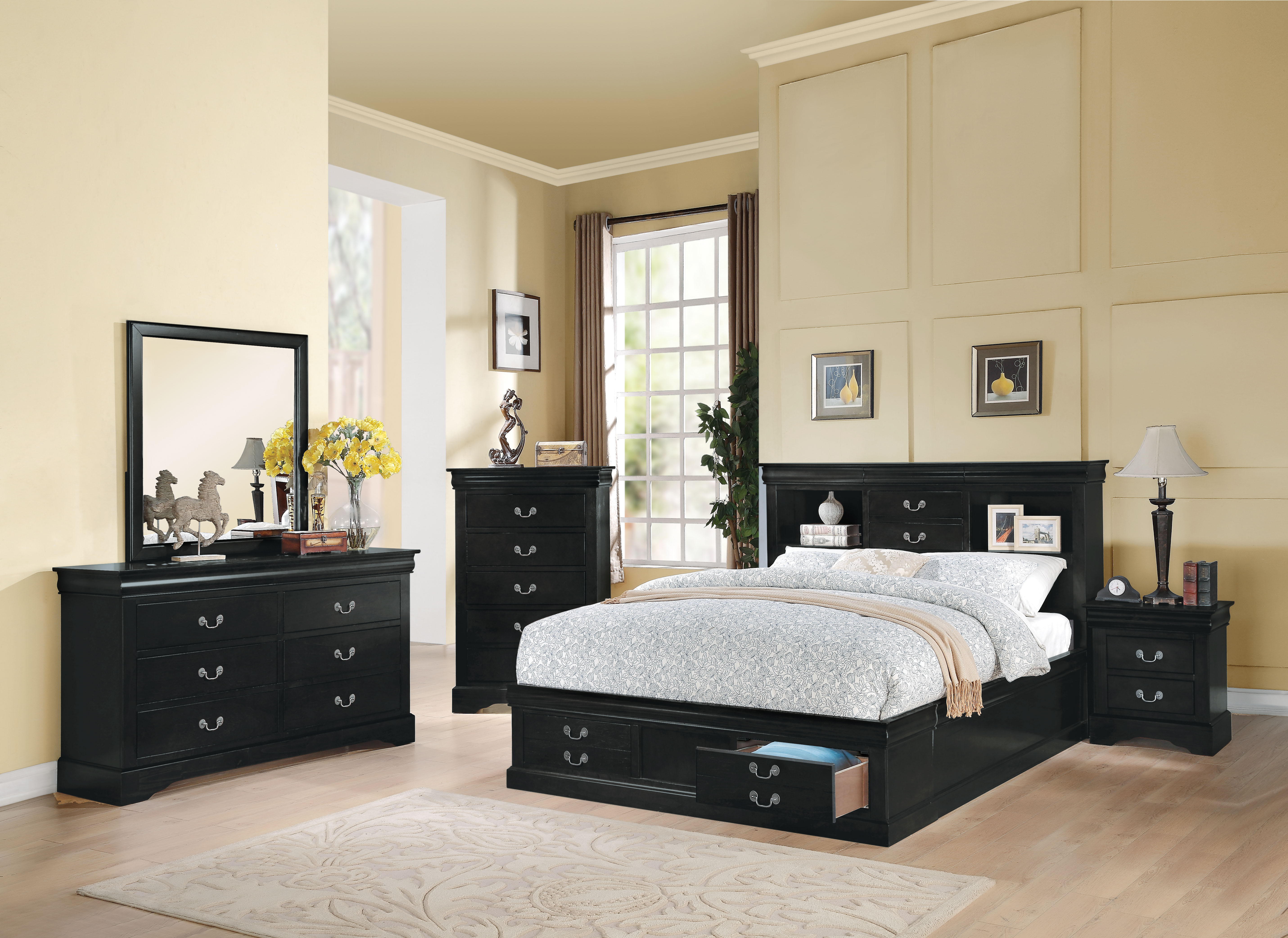 Black 5-Drawer Chest