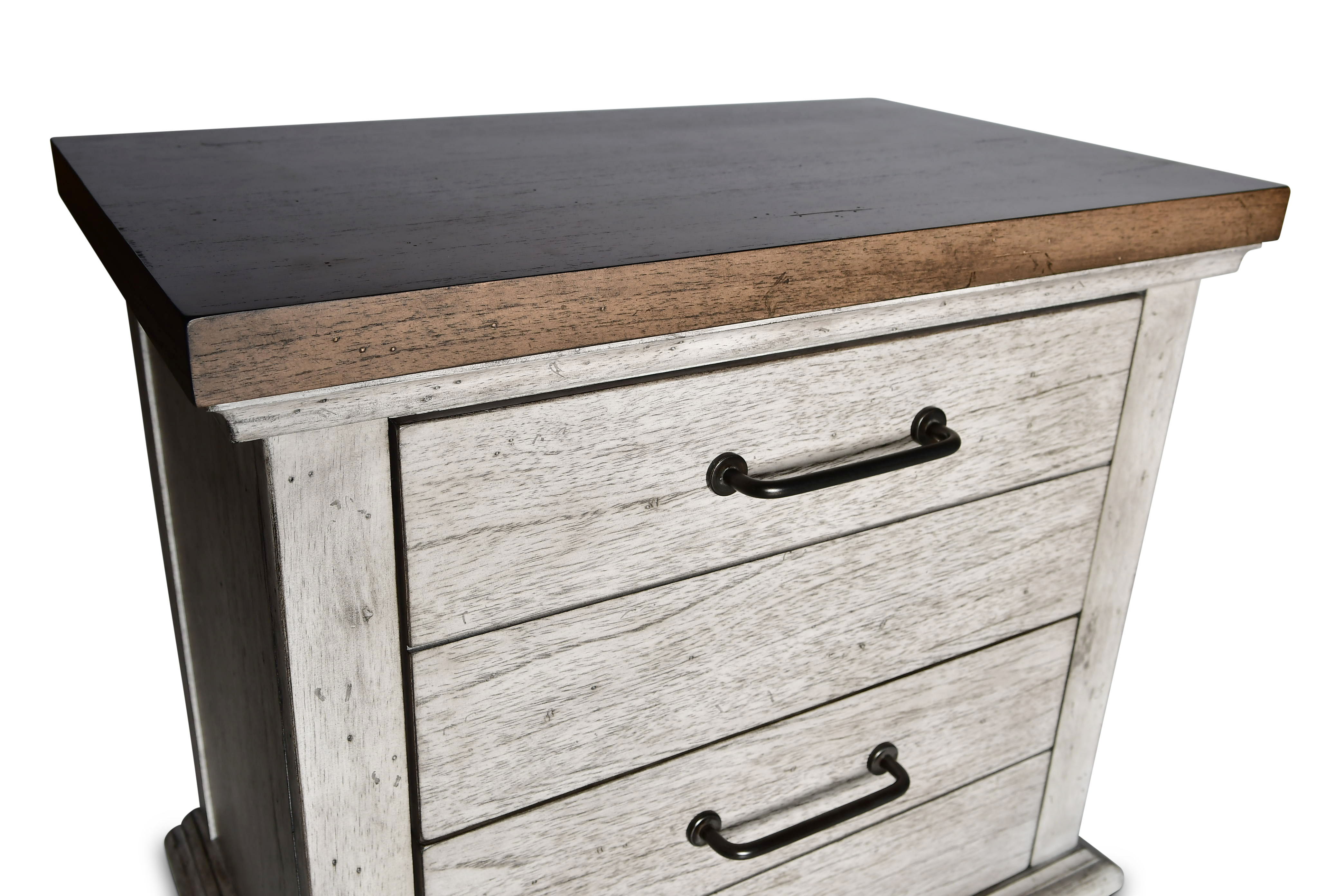 Bear Creek - Nightstand - Pearl Silver