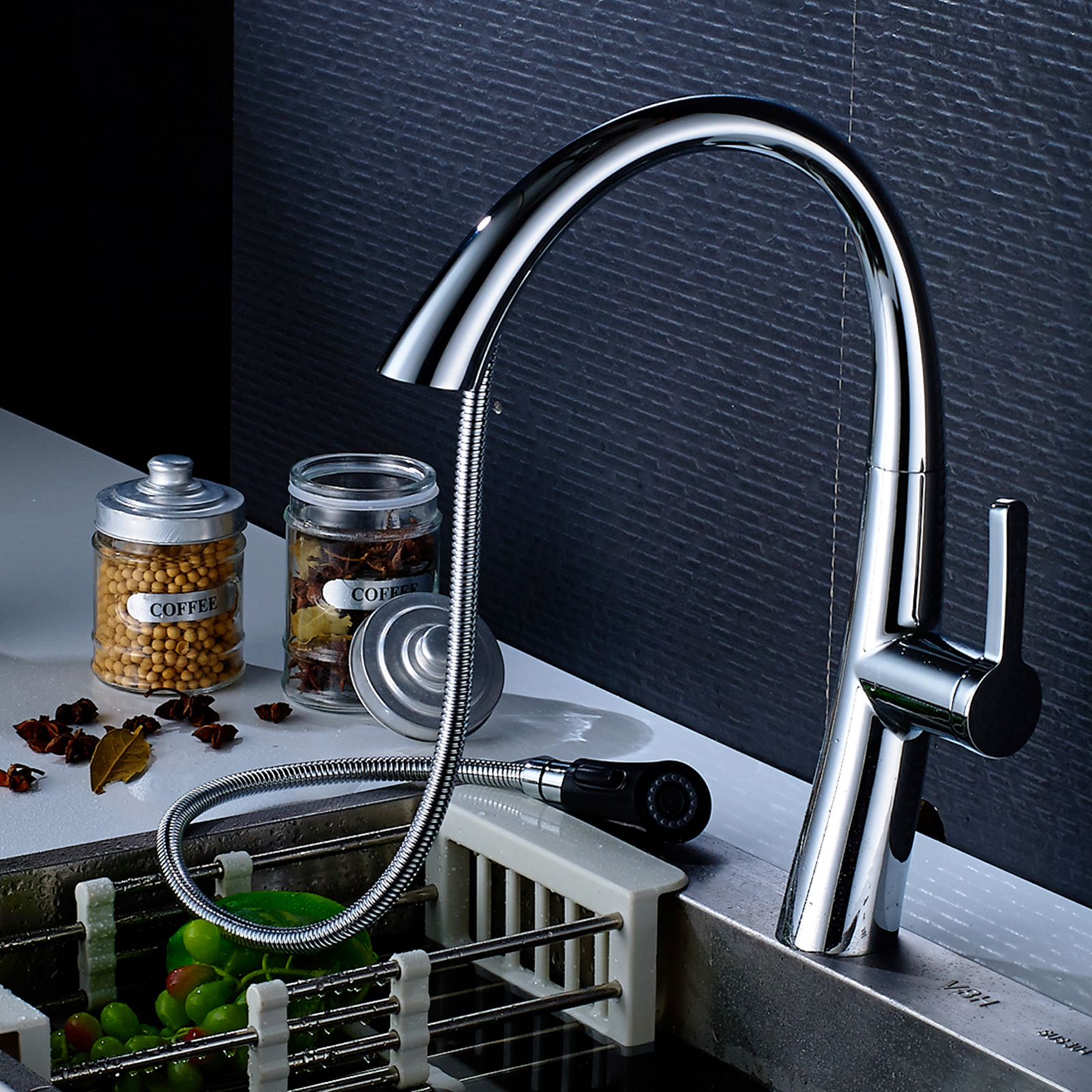 Commercial Kitchen Faucet with Pull Out Sprayer, Single Handle Single Lever Kitchen Sink Faucet