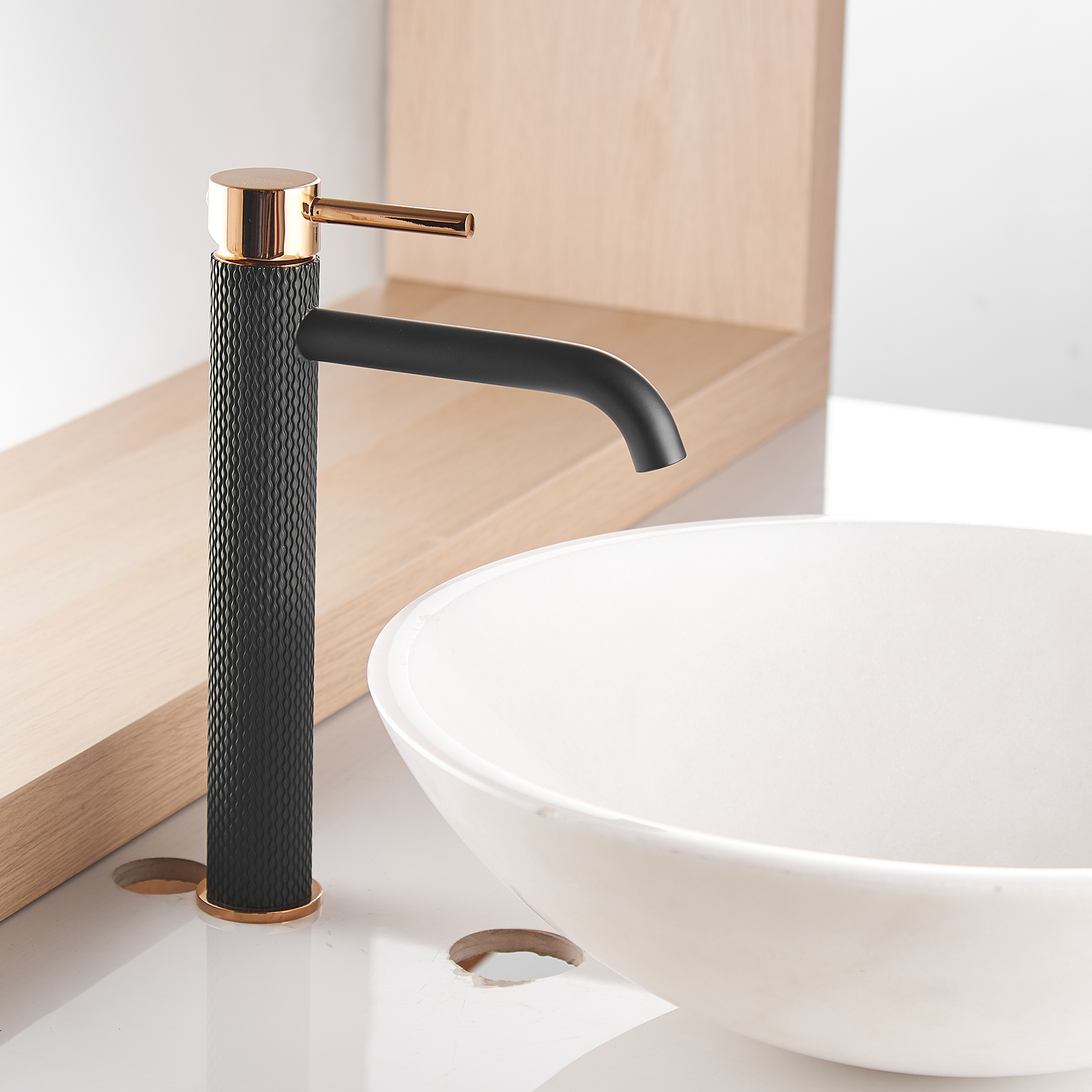 Black Bathroom Faucet, Black and Gold  Faucet for Bathroom Sink, Black Single Hole Bathroom Faucet Modern Single Handle Vanity Basin Faucet