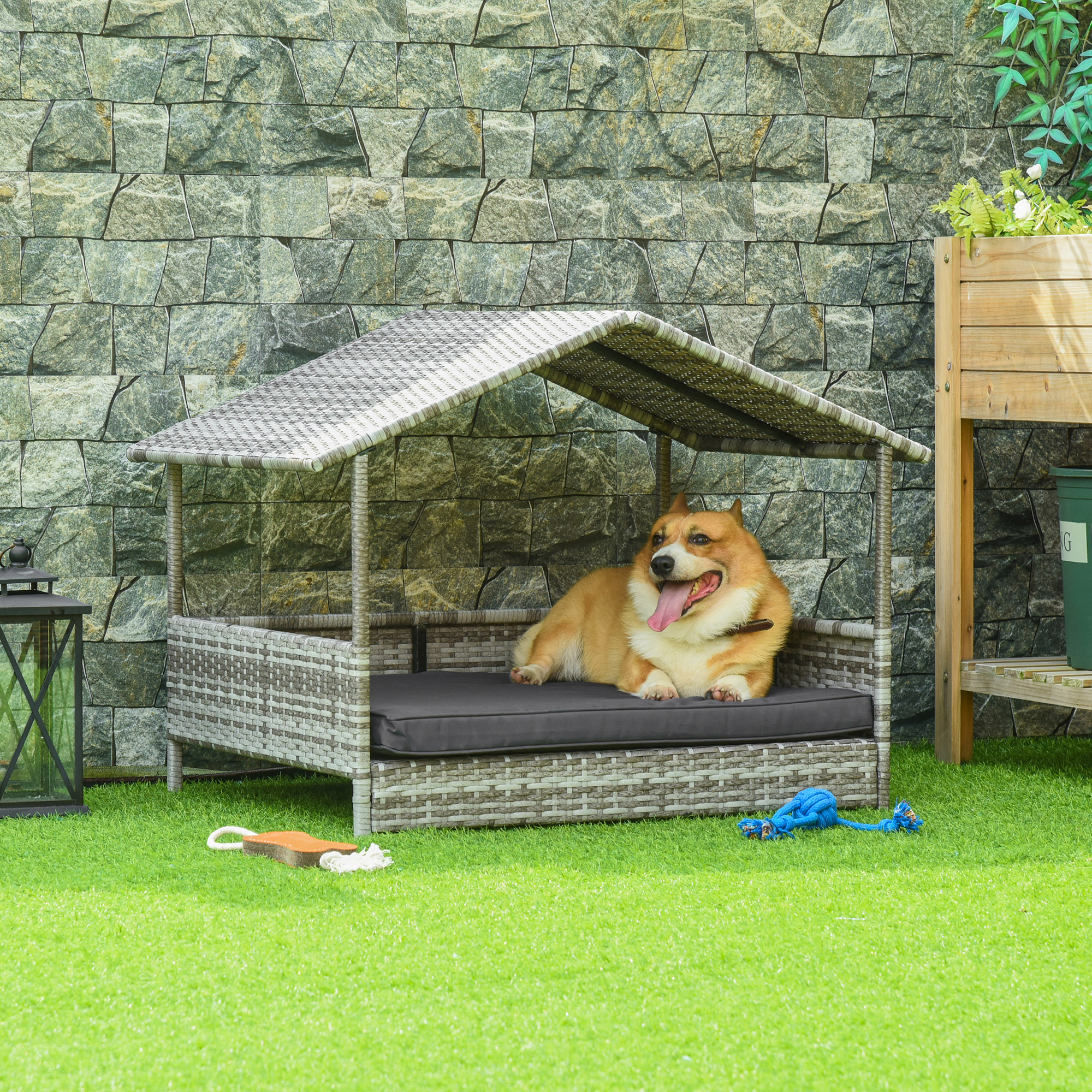 PawHut Wicker Dog House Outdoor with Canopy, Rattan Dog Bed with Water-resistant Cushion, for Small and Medium Dogs, Cream