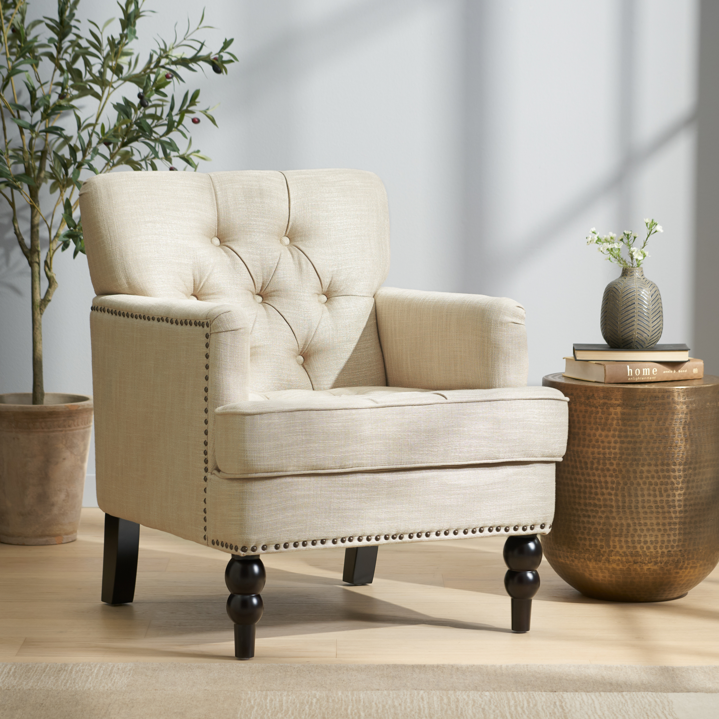 HARRISON TUFTED CLUB CHAIR