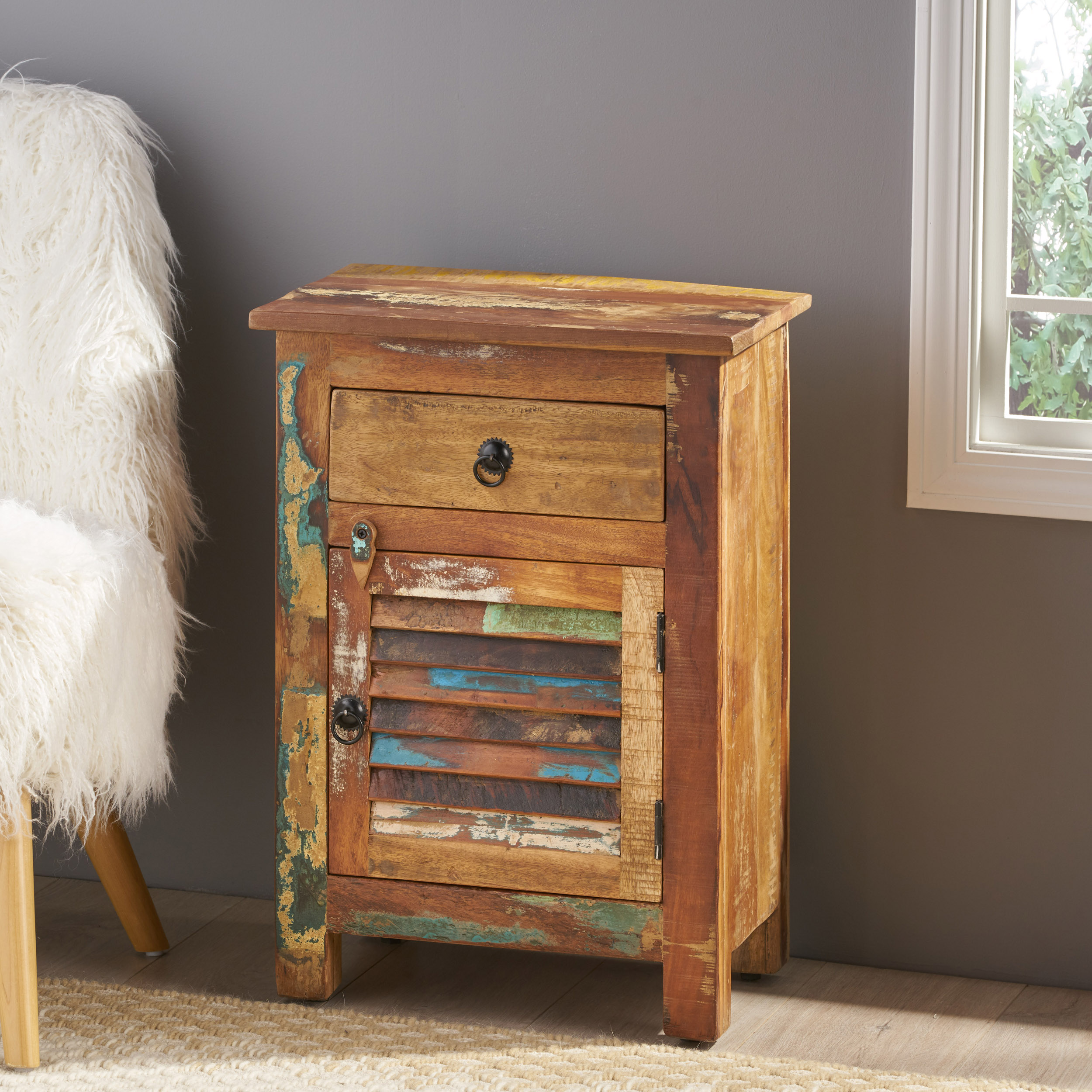 SIDE TABLE WITH DRAWER