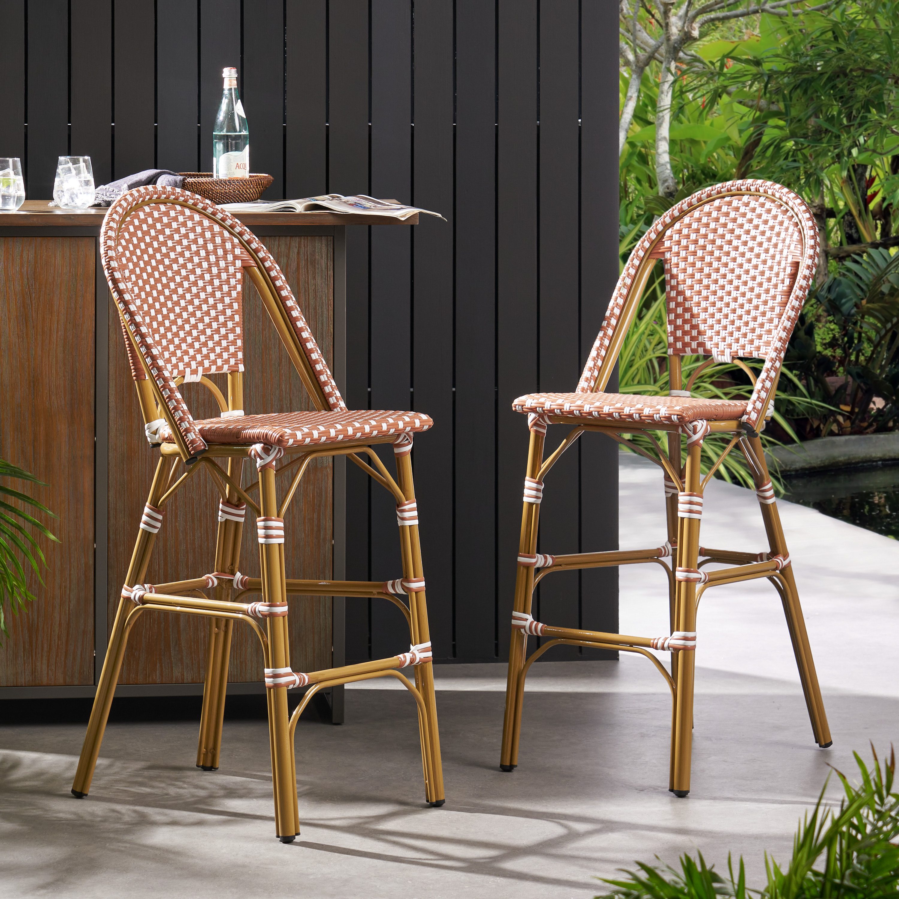 WICKER BAR STOOL WITH ALUMINUM FRAME