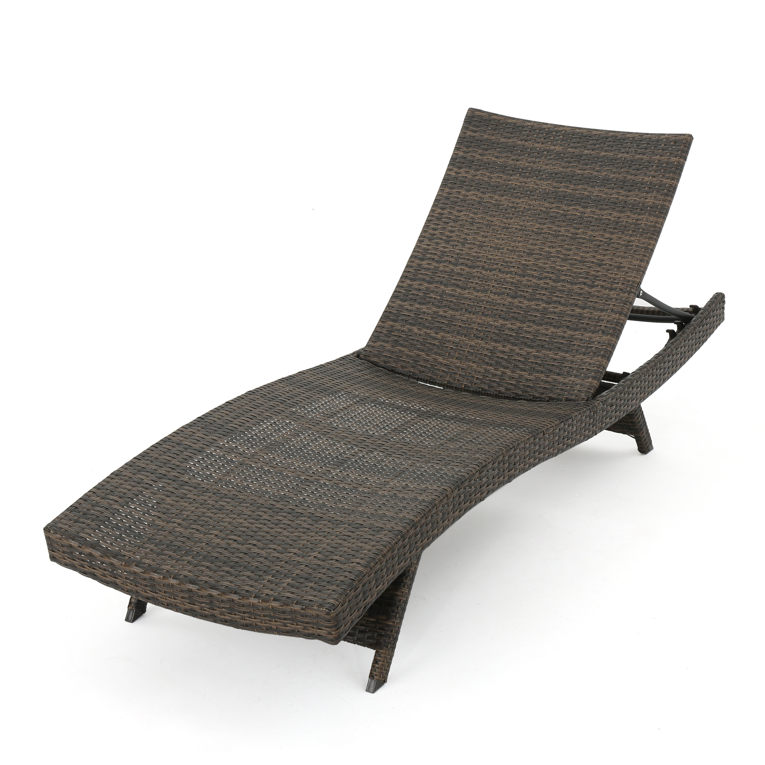 SALEM PE WICKER CHAISE LOUNGE