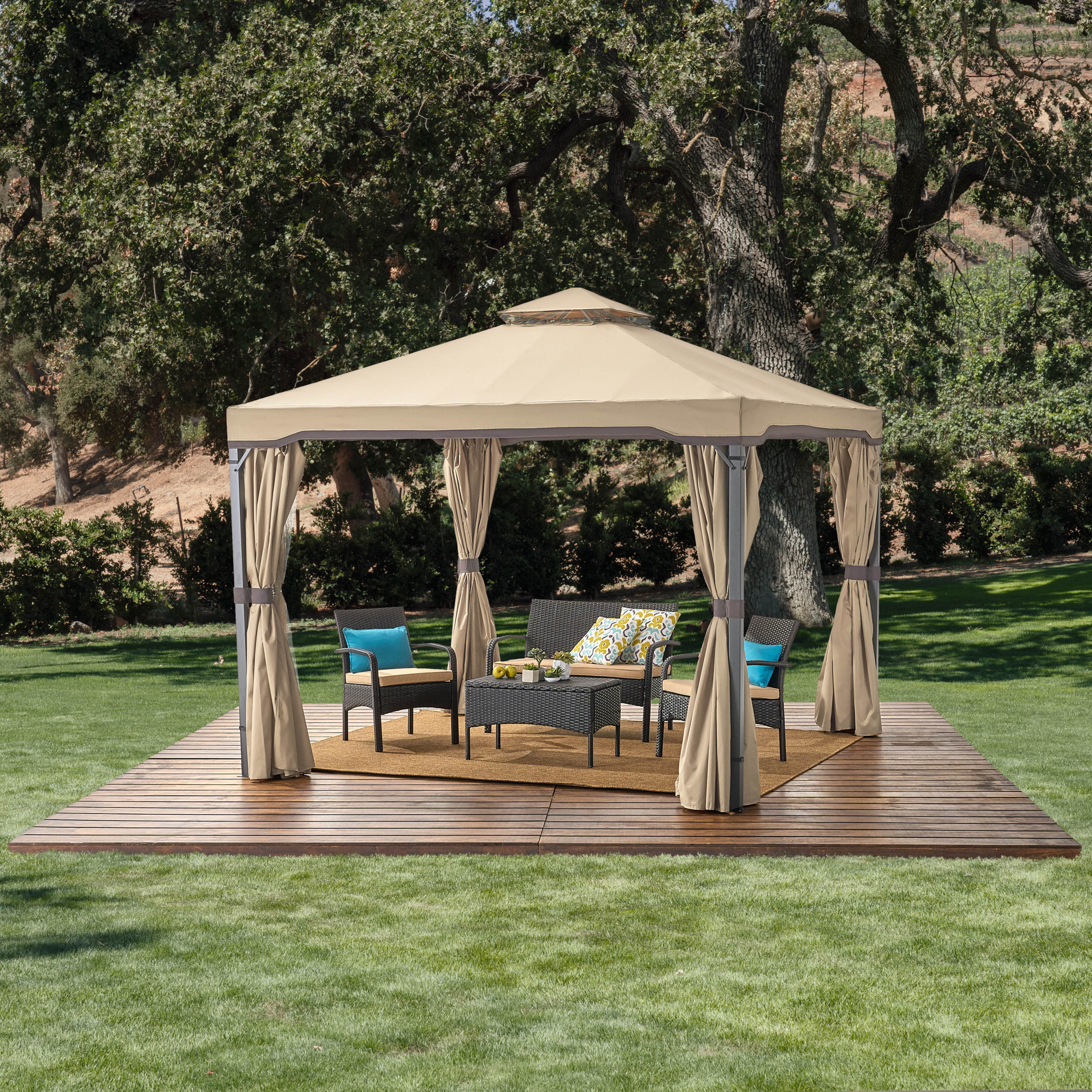 SKYLINE GAZEBO