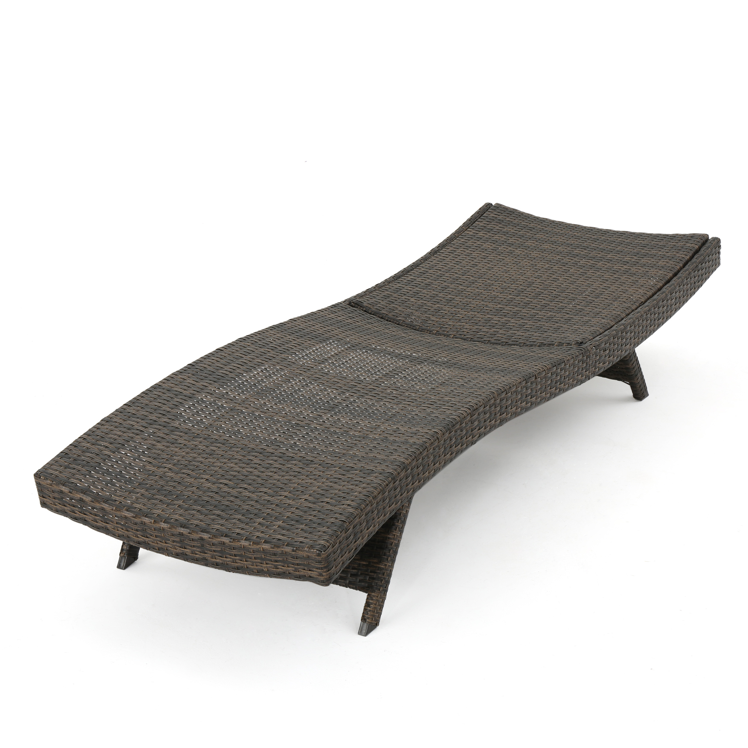 SALEM PE WICKER CHAISE LOUNGE