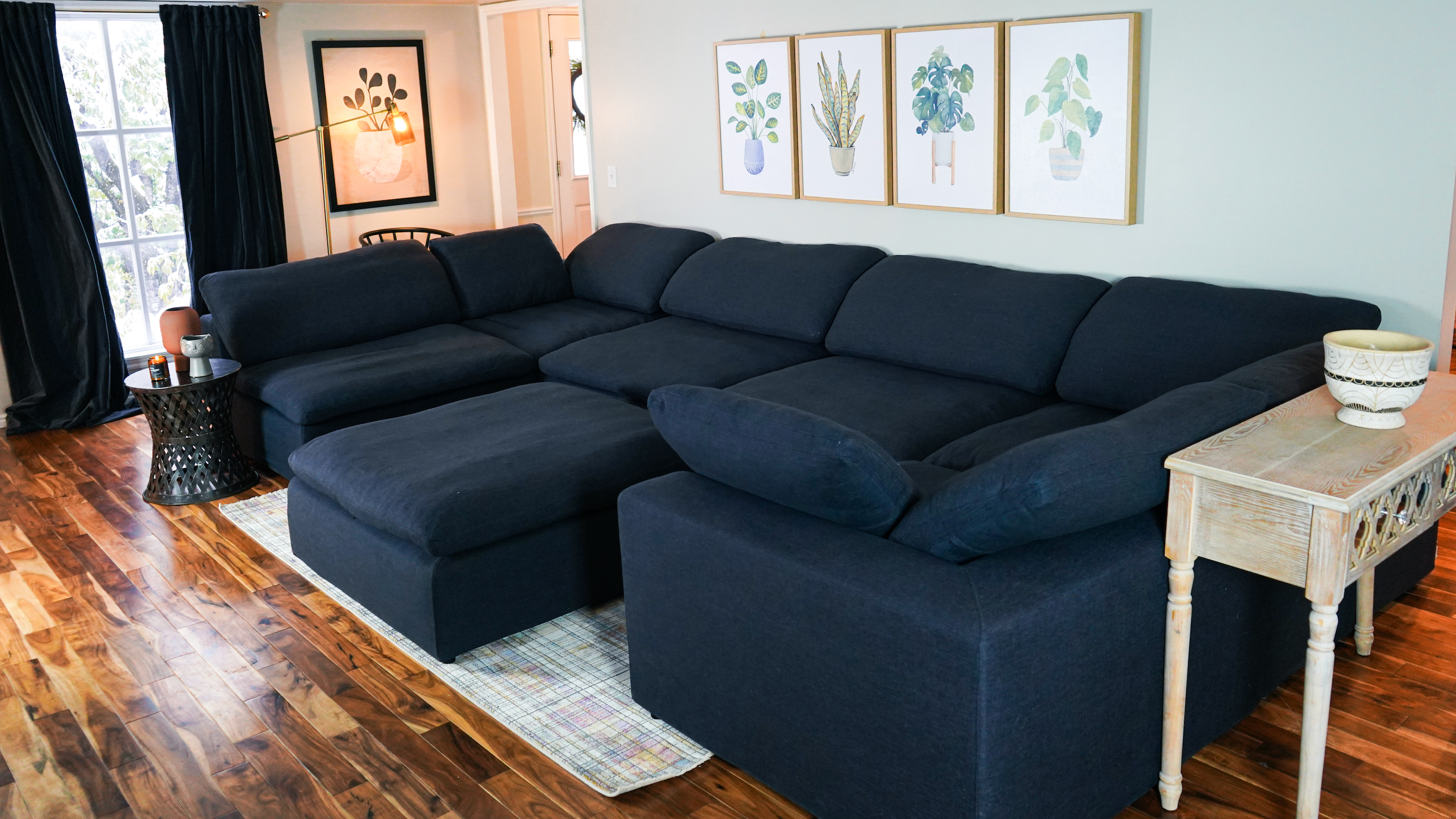 Harper Luxe Navy Sectional - 7 seat Configuration