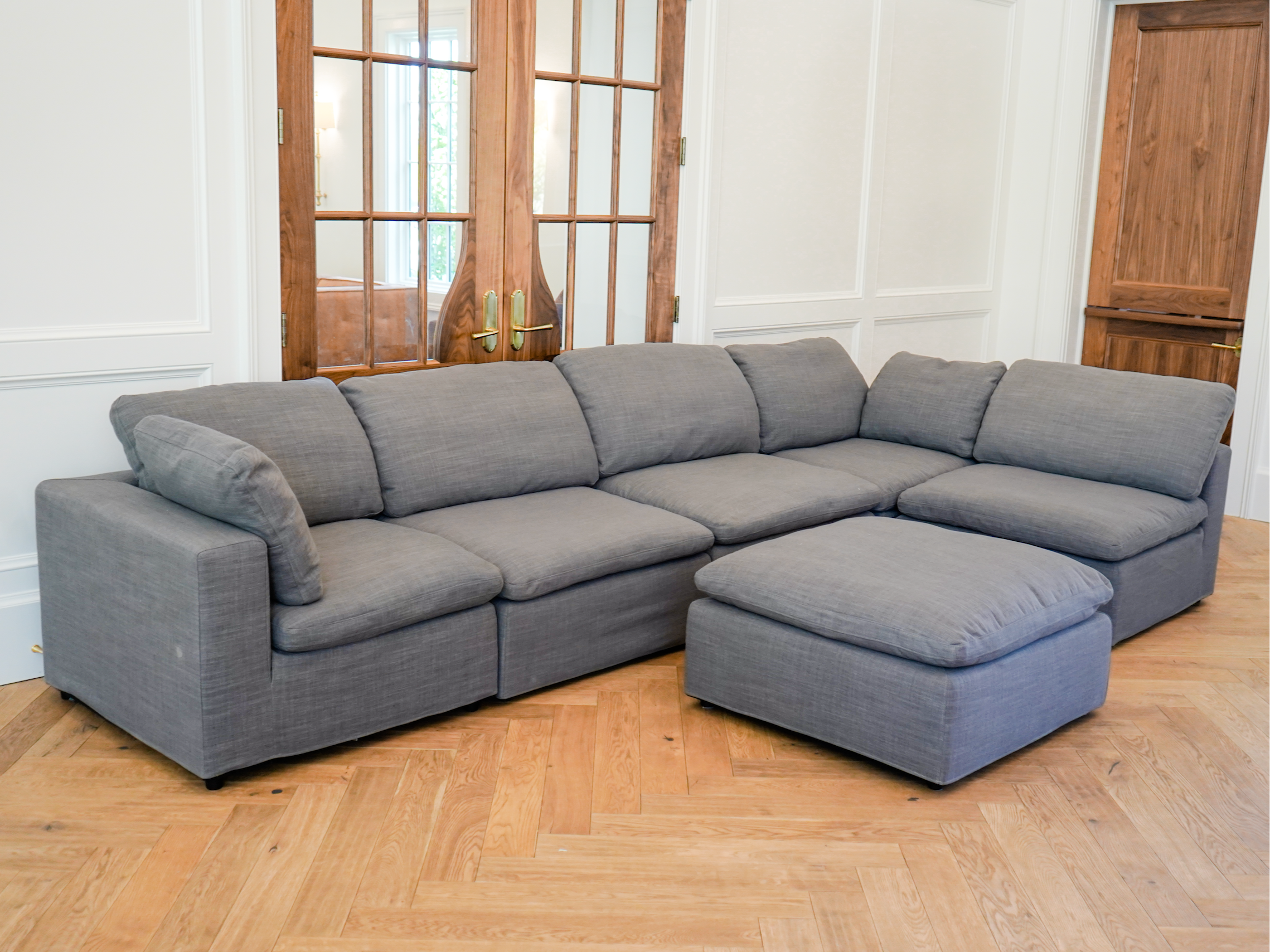 Harper Luxe Grey Sectional - 6 seat Configuration