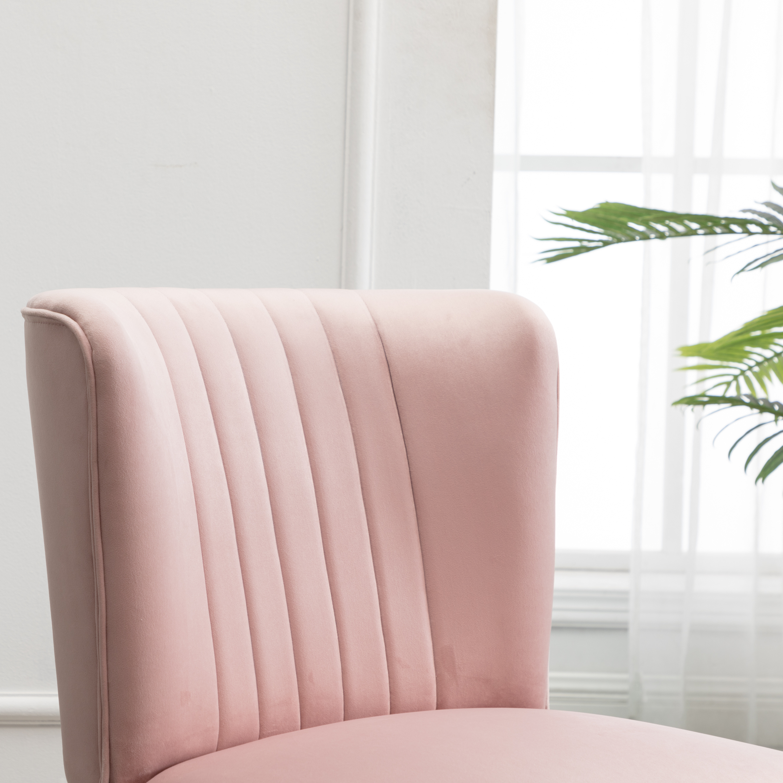 Elon Contemporary Velvet Upholstered Accent Chair, Pink