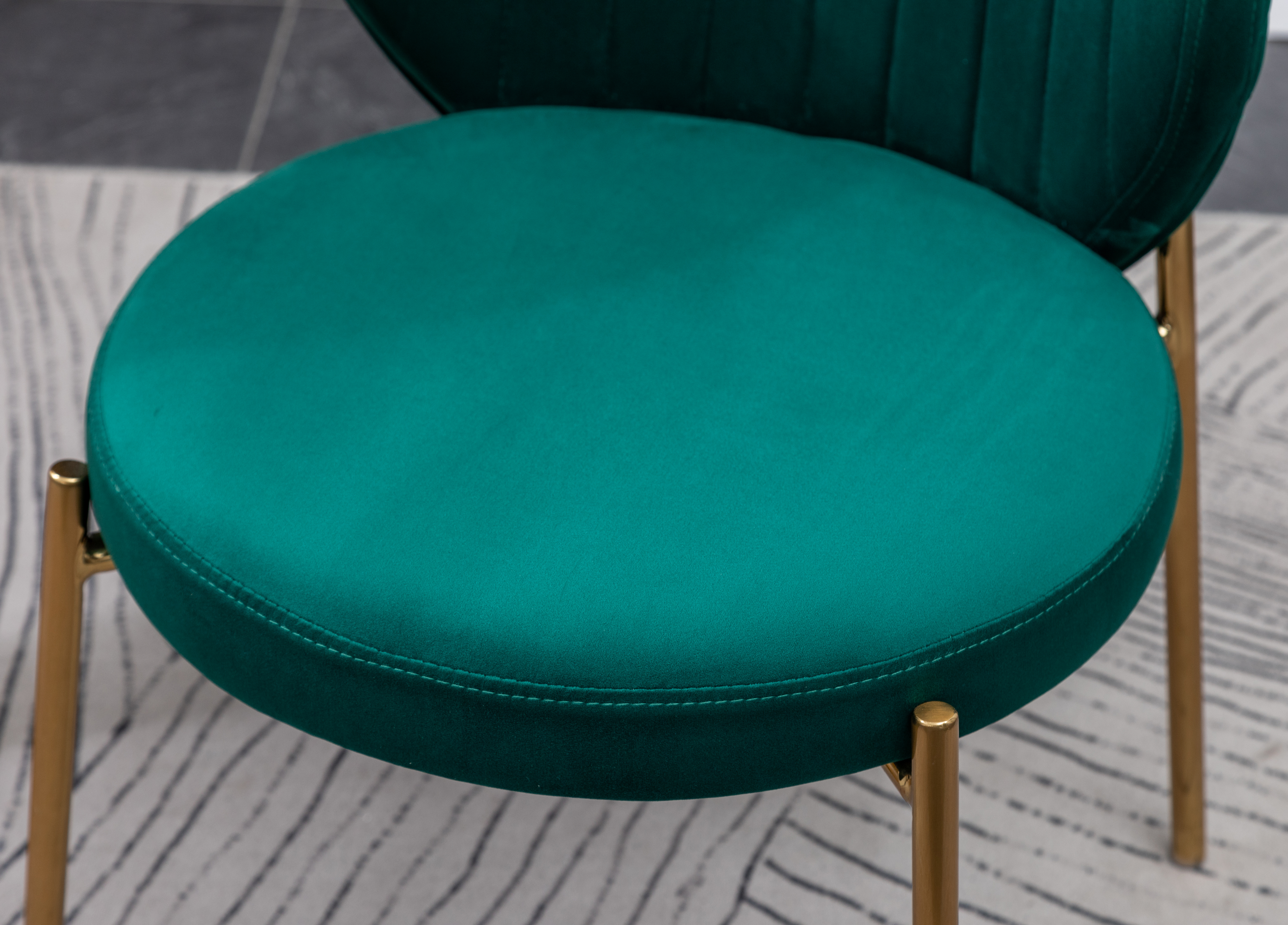 Amoa Contemporary Velvet Upholstery Dining Chair, Green