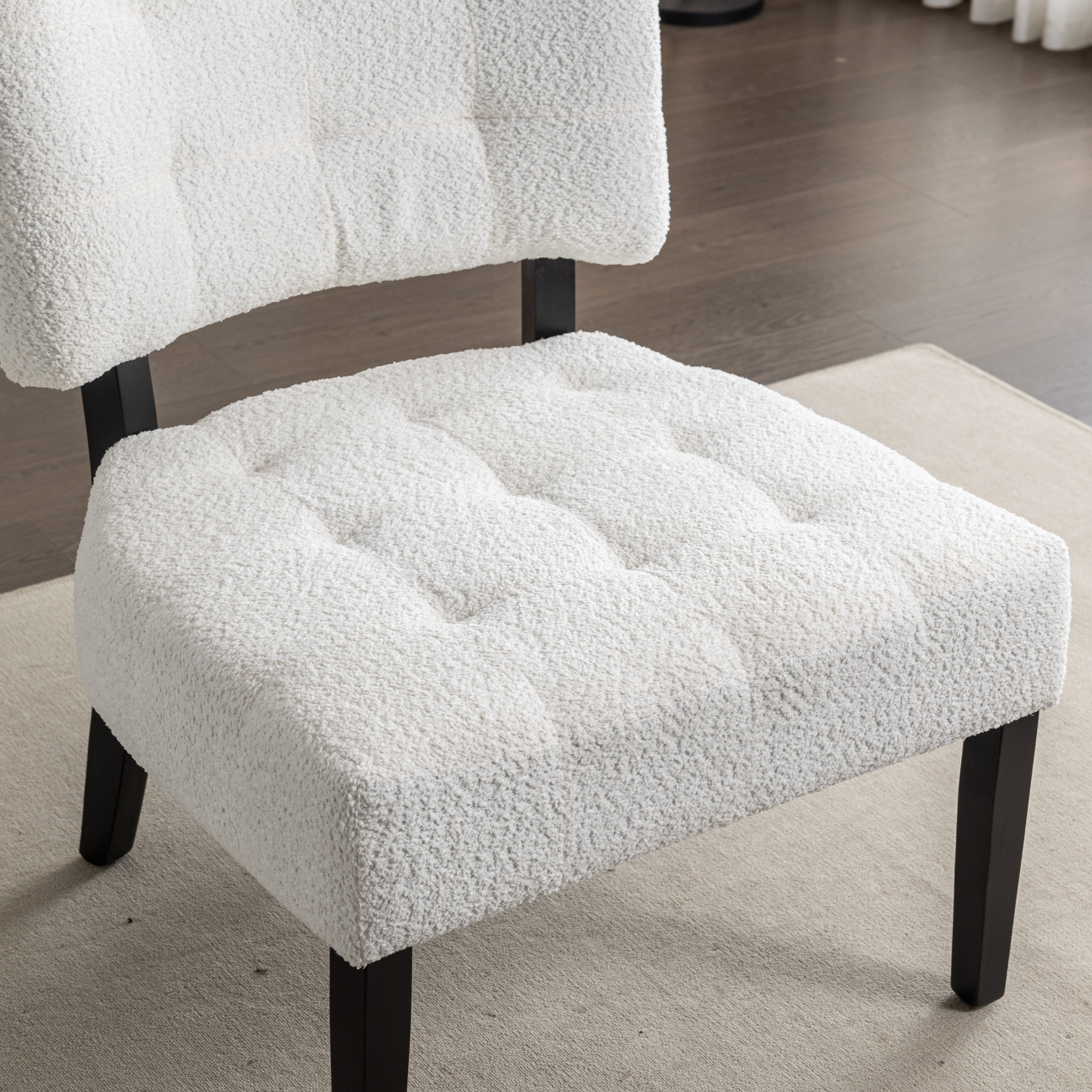 Movile Boucle Tufted Accent Chair with Oversized Seating, White