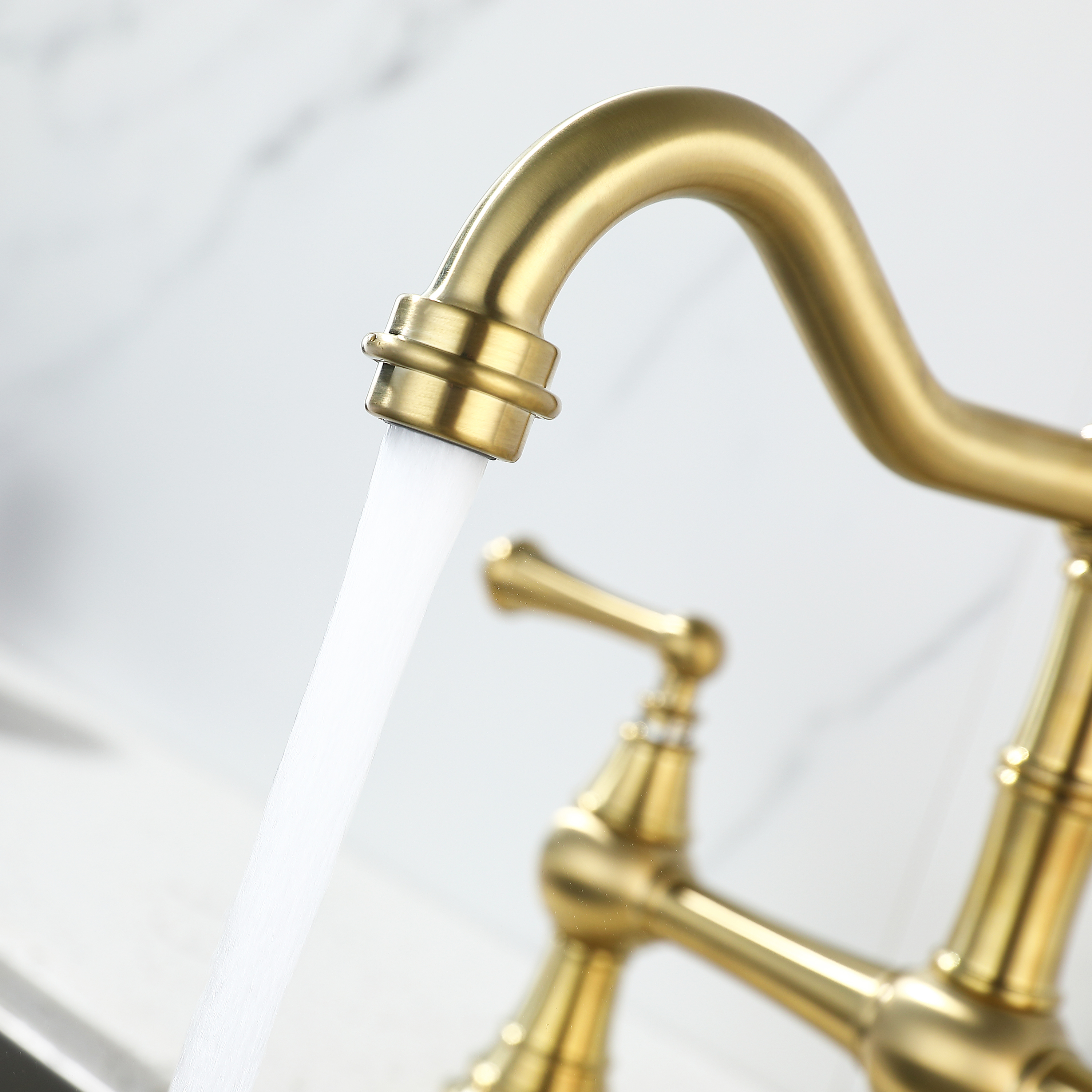 Double Handle Widespread Kitchen Faucet with Traditional Handles